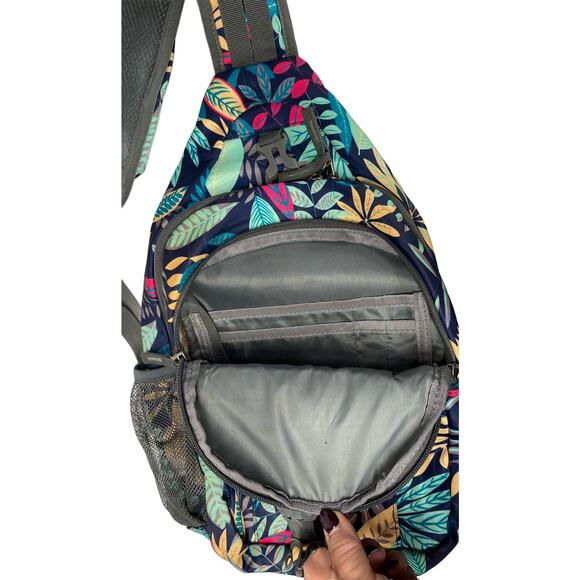 G4Free Sling Back Back Pack Bag Blue Leaf - Picture 3 of 9